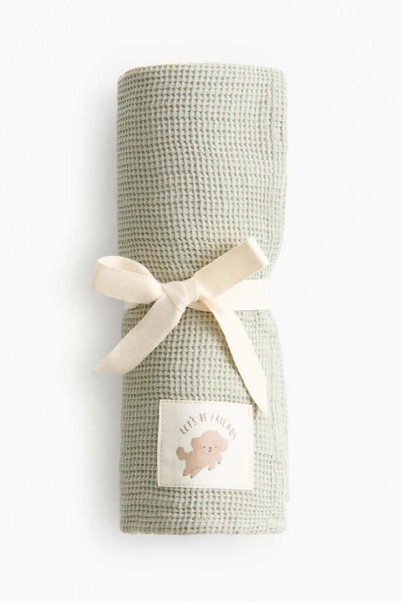 اتش اند ام بطانية أطفال بنمط الوافل